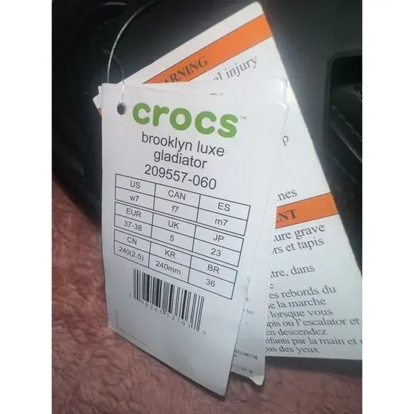 Crocs Women's Brooklyn Luxe Gladiator Platform Sandals Blk sz 7 *NWT* retail $70 - Picture 7 of 7